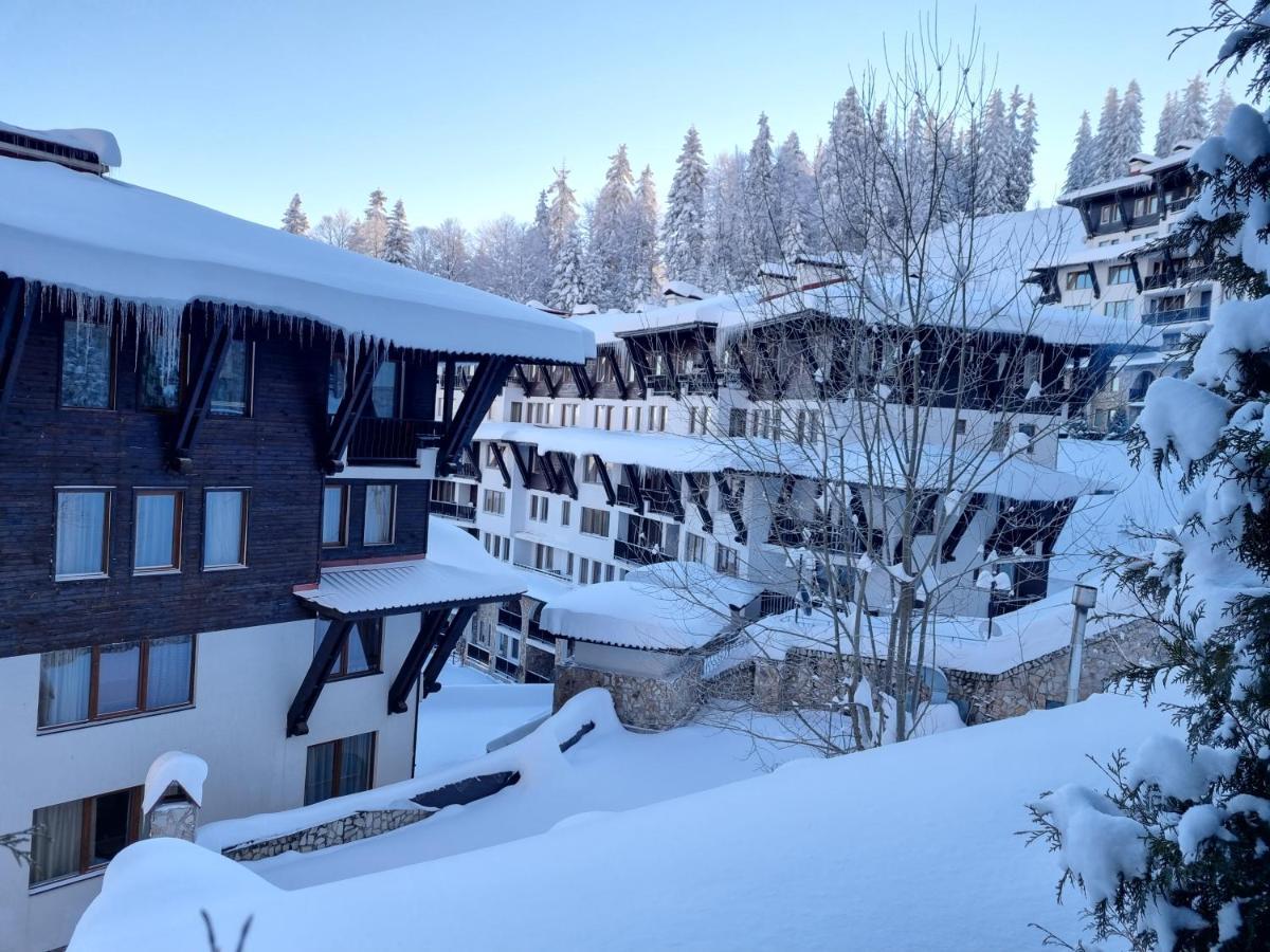 Grand Monastery Hotel Apartments Pamporovo Eksteriør bilde